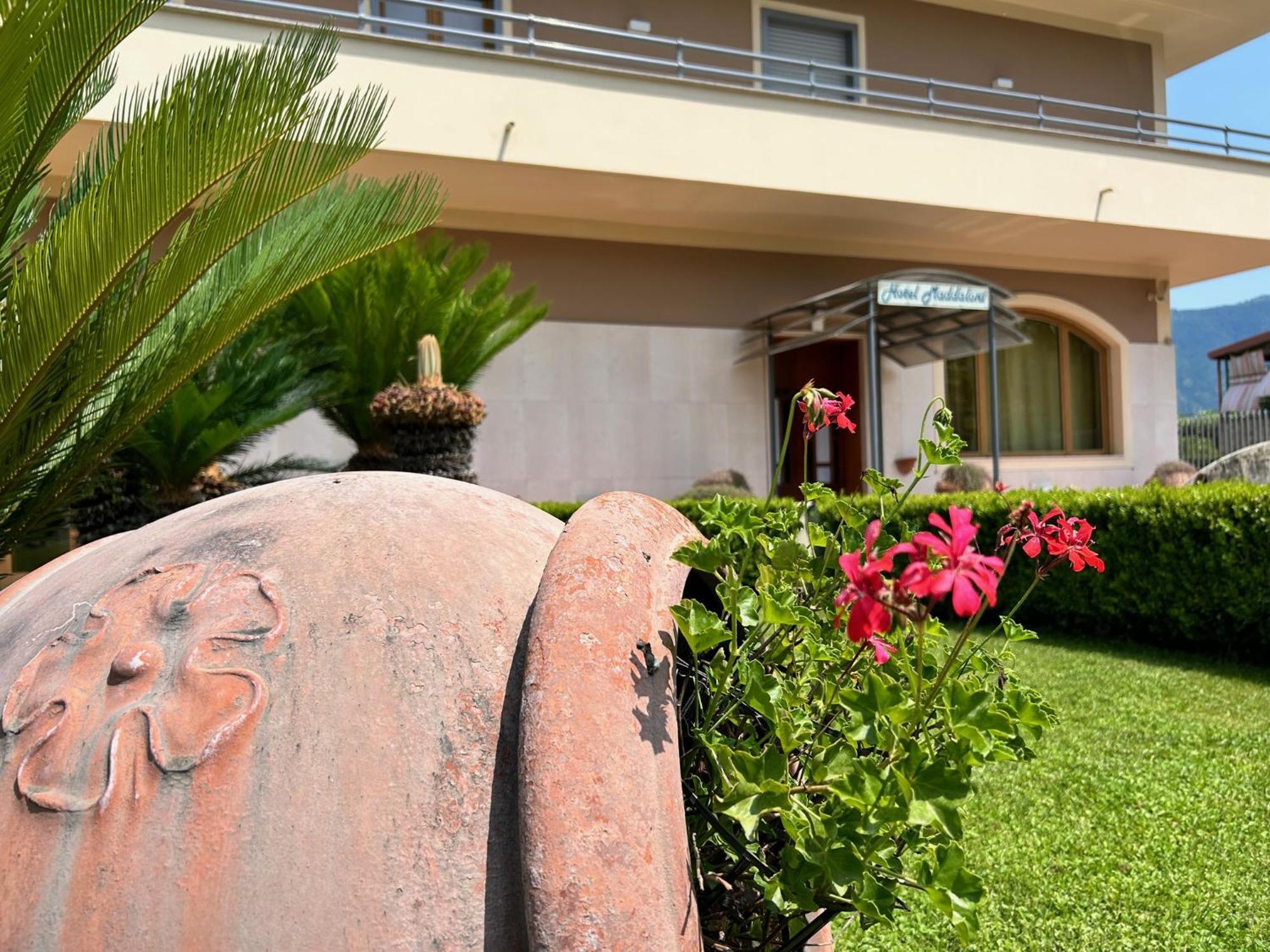 Hotel Maddaloni Tufino Buitenkant foto